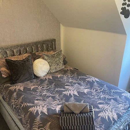 דירות Hurst Meadow View Flat 1 מראה חיצוני תמונה